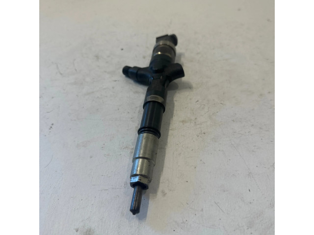 Vstřikovač 2367030280, 09K12852   Toyota Land Cruiser (J120)  pro naftový motor 3.0  