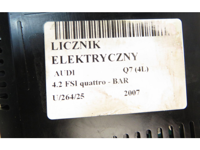 Přístrojová deska  Audi Q7 4L 2007   