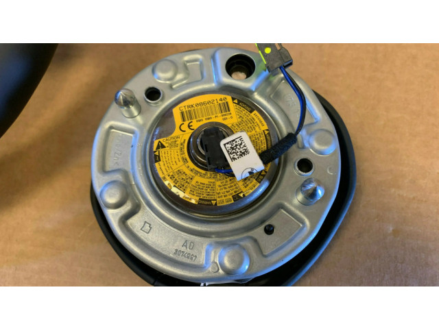 Руль BMW 6 G32 Gran Turismo 2017-- года 32308008179, 32308094542