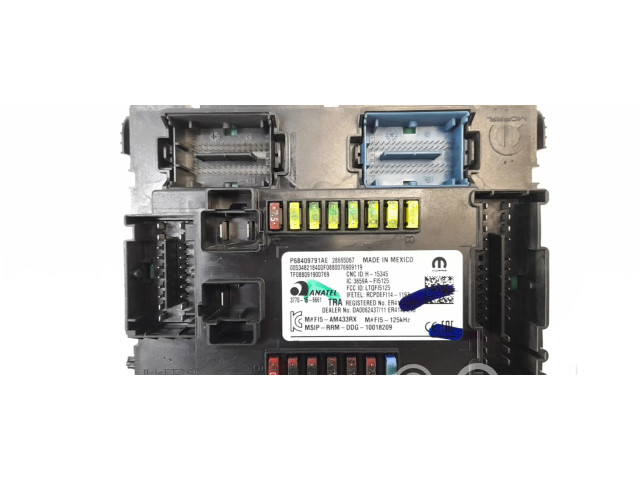 Блок предохранителей P68409791AE Jeep Compass