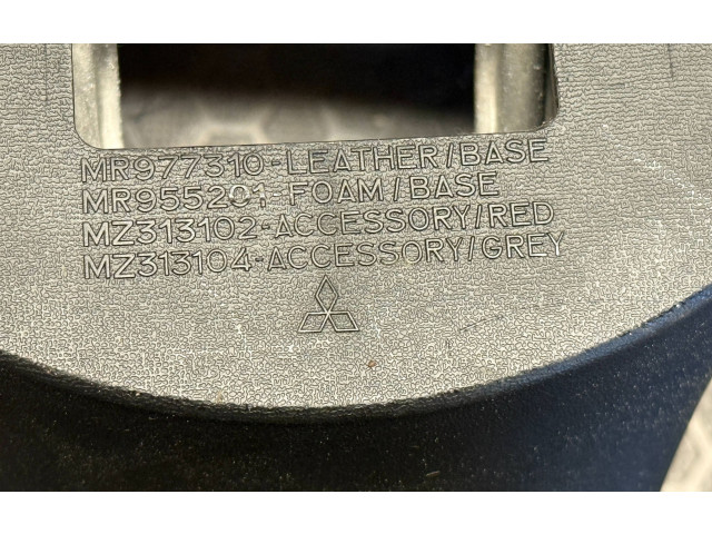 Руль Mitsubishi Colt 2004 - 2008 года MR977310, MZ313102