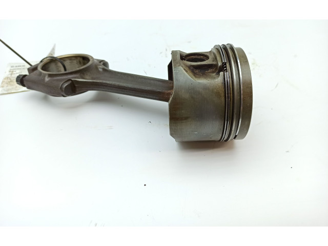 Поршень с шатуном EAC1868, EBC1289 Jaguar XJS