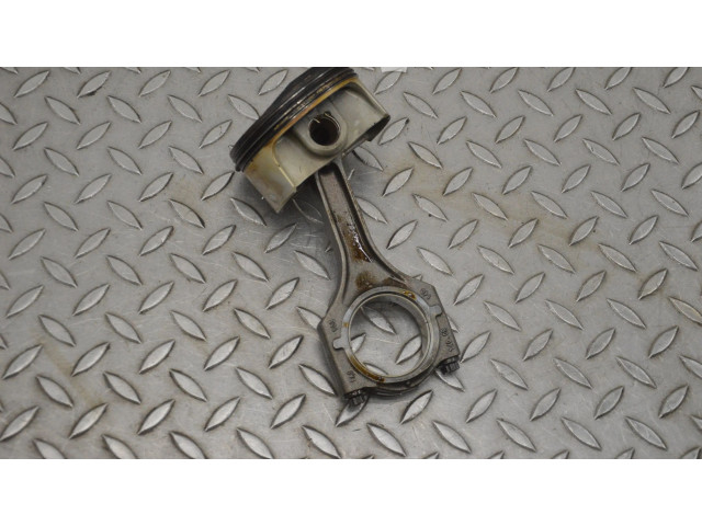 Píst 9A11031400R Porsche 911 991 MA1.03