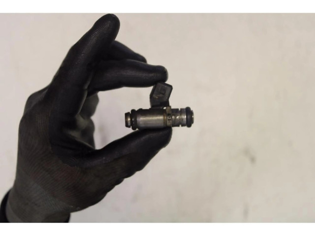 Vstřikovač Fiat Panda II pro benzínový motor 1.1 188A4000