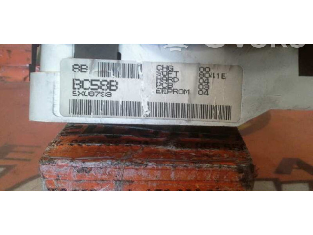 Přístrojová deska Nissan Micra BC58B