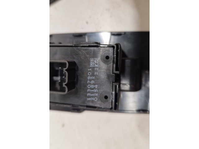 Панель приборов 13307901   Saab 9-5       