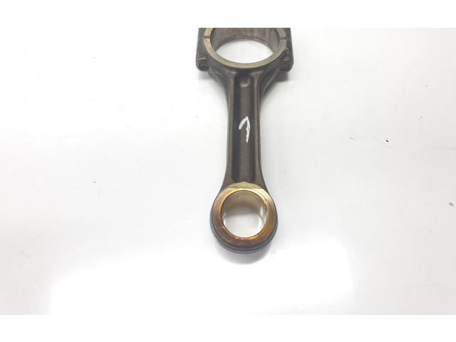 Шатун CRLB 04L105401A, 04L105401A Skoda Superb B8 (3V)