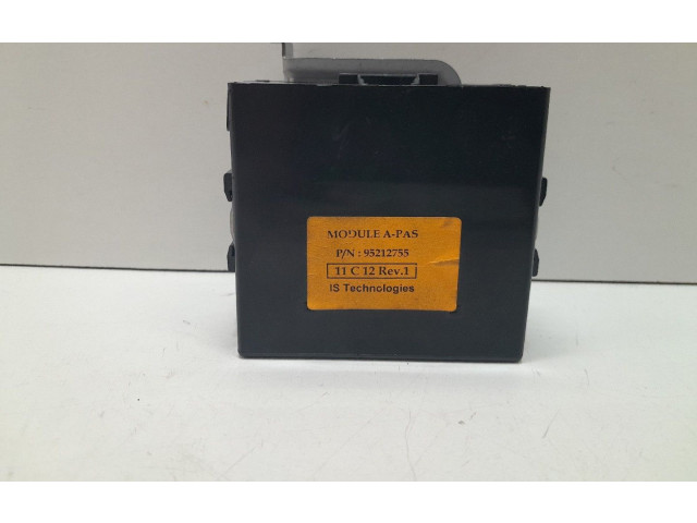 Блок управления 95212755 Chevrolet Spark