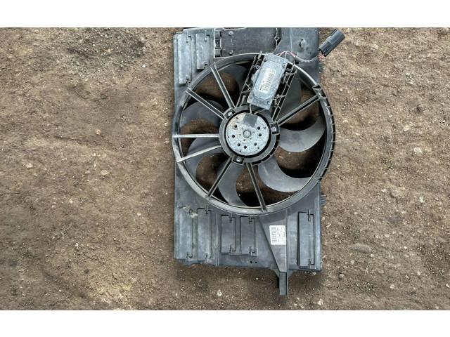 Вентилятор радиатора     30741630    Volvo V50 