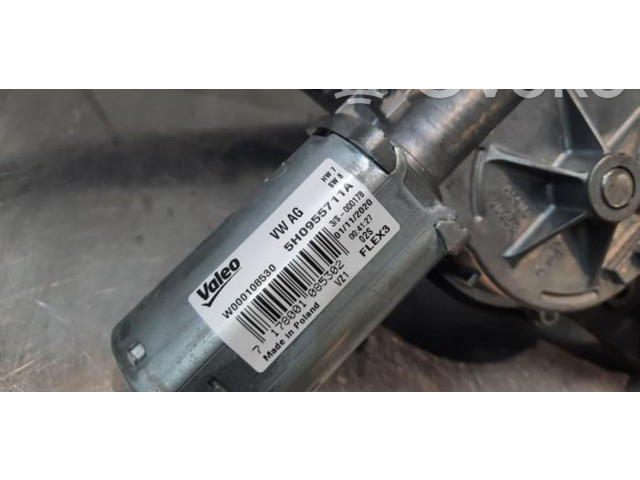 Моторчик заднего дворника 5H0955711A    Volkswagen Golf VIII