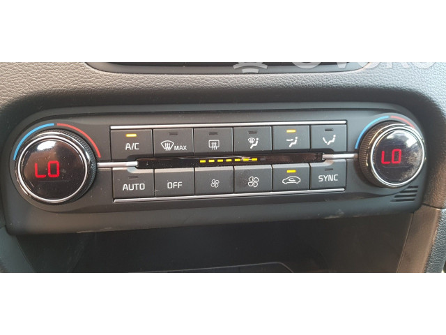 Блок управления климат-контролем 97250J7202   KIA Xceed
