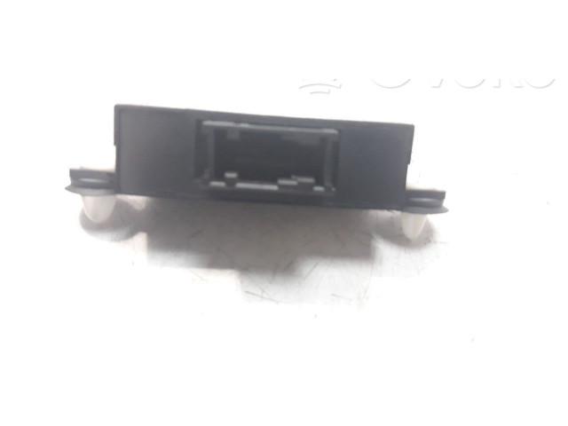 Другие блоки управления / модули 9659997680   Citroen C4 Cactus