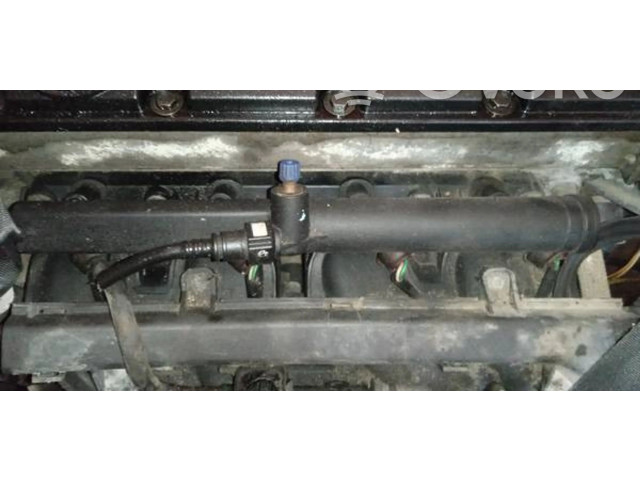 Топливная рампа 9628084680, 01F005A Citroen Xsara Picasso