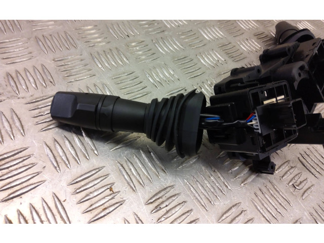 Ручка стеклоочистителей 96279224   Chevrolet Captiva