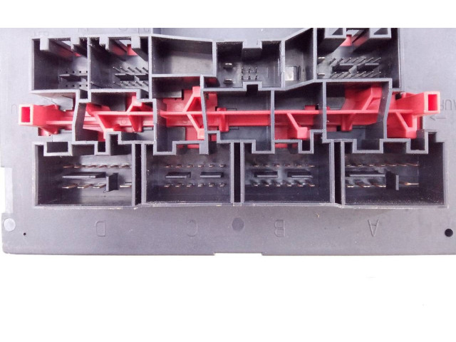 Pojistková skříňka Řídící jednotka BSM 3C0937049J, E2-A1-18-8 Volkswagen Passat Alltrack 2005