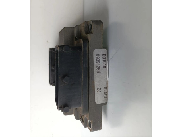 Блок управления двигателем Блок управления D01010 Opel Combo C