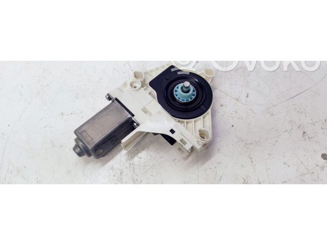 Зеркало (механическое)       Audi A1  2010 - 2018 года   