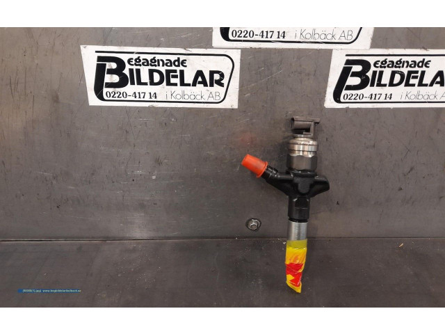 Форсунка 16613AA030 Subaru Outback