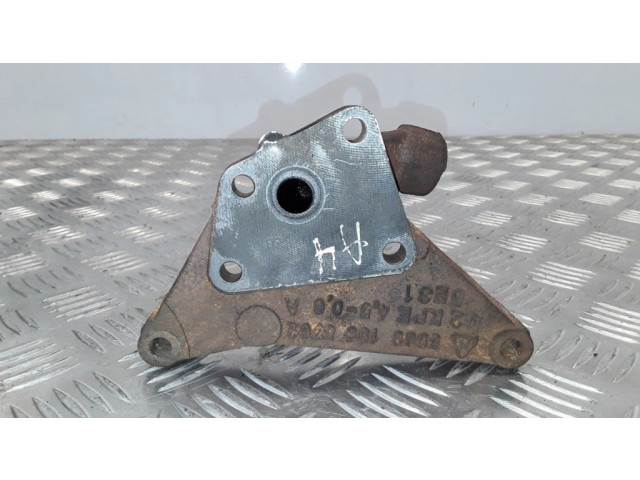 Кронштейн крепления двигателя