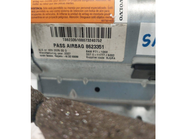 Подушка безопасности пассажира 8623351, 997591490   Volvo C30