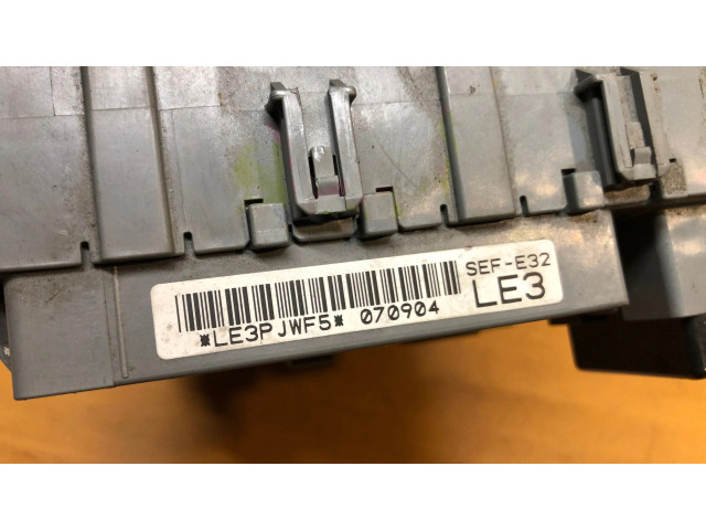 Блок предохранителей LE3PJWF5, 070904 Honda Accord