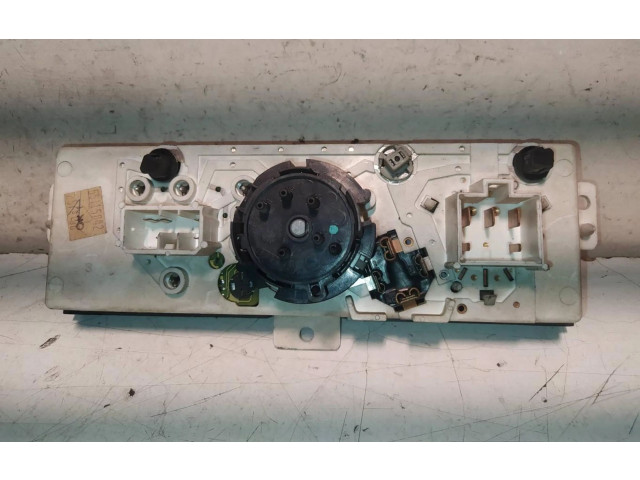 Блок управления климат-контролем    Jeep Grand Cherokee