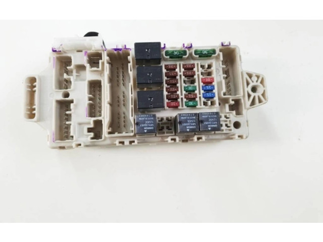 Блок предохранителей 402090004, 9184 Mitsubishi Grandis
