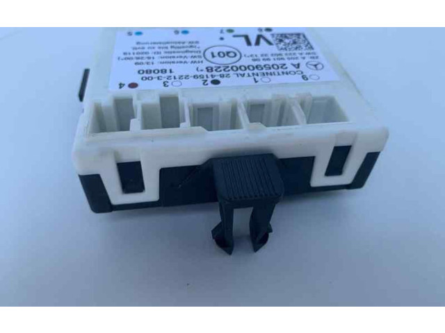 Блок управления A2059000228   Mercedes-Benz C W204