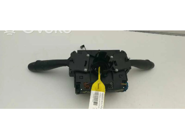 Мултифункционный включатель управления / ручка