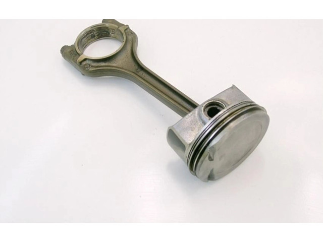  Поршень с шатуном  7493A  Skoda Fabia Mk3 (NJ)  