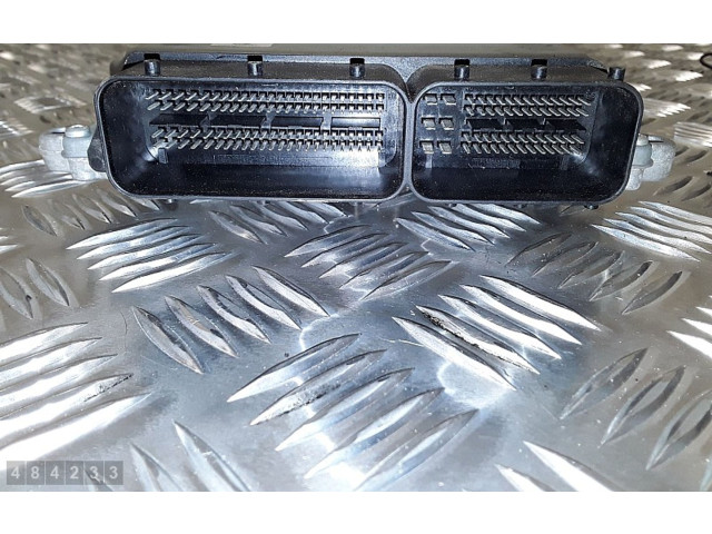 Блок управления двигателя P31303388   Volvo S80