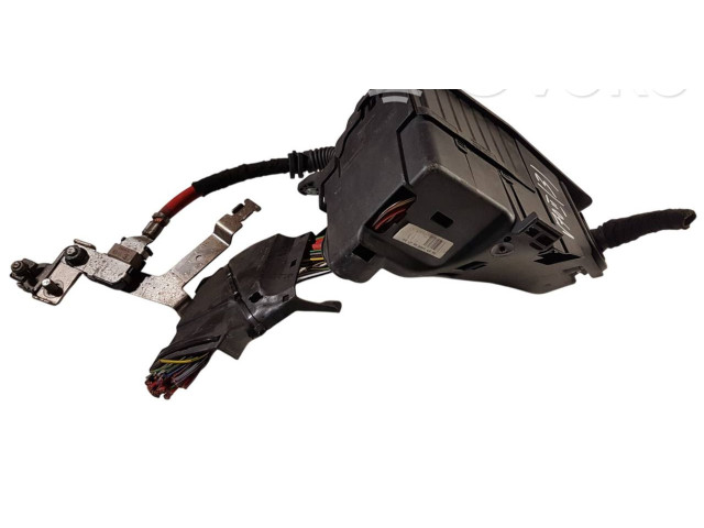 Блок предохранителей  6G9T14A067CA, 6G9T14A390AK   Volvo V70    