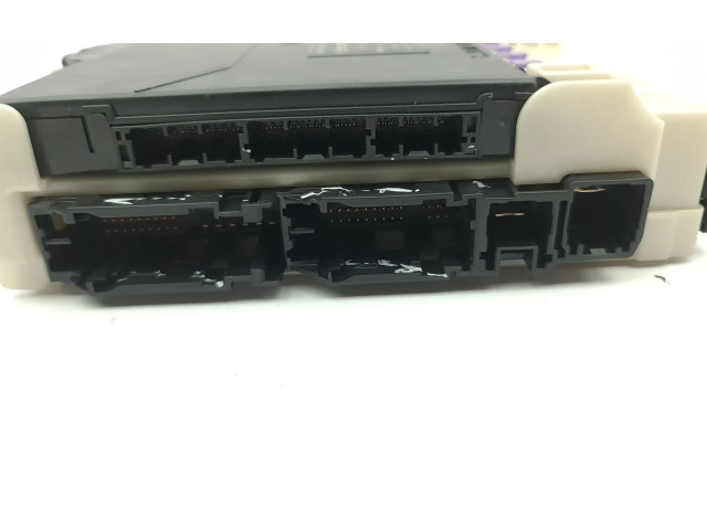 Pojistková skříňka 8922142331, 8273042890A Toyota RAV 4 (XA50) 2019