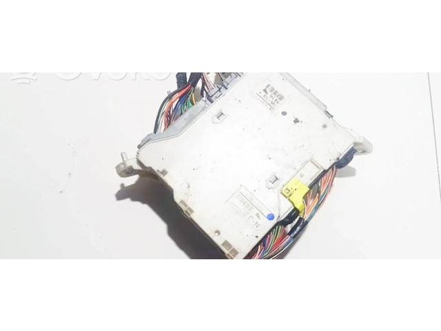 Блок предохранителей 8273053022, 7d23-0211 Lexus IS 220D-250-350