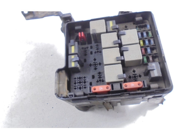 Блок предохранителей  5243290, 5243290   Saab 9-5    