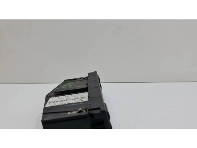 Блок управления кондиционера воздуха / климата/ печки (в салоне)