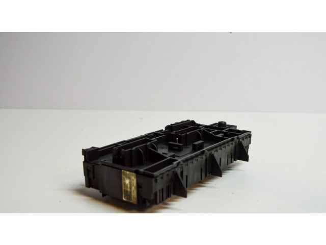 Pojistková skříňka 2469067100 Mercedes-Benz A W176 2014