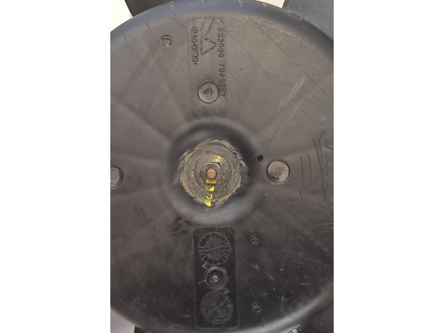 Вентилятор радиатора         Citroen C4 Cactus 