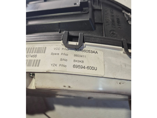 Панель приборов 8603411, 69594600U Volvo V70