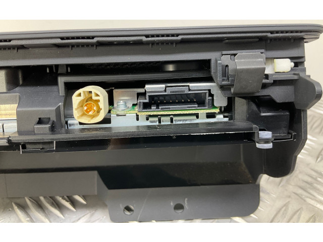 Дисплей 8U0857273B Audi Q3 8U