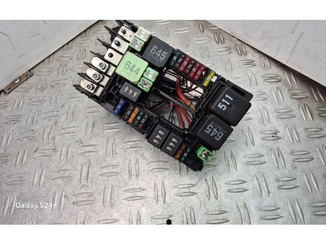 Блок предохранителей 5Q0937125B   Skoda Octavia Mk3 (5E)    