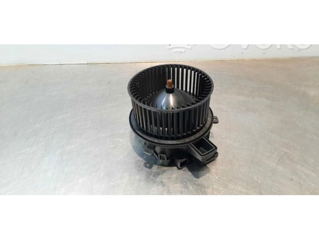 Вентилятор печки 4M1820021 Audi Q5 SQ5