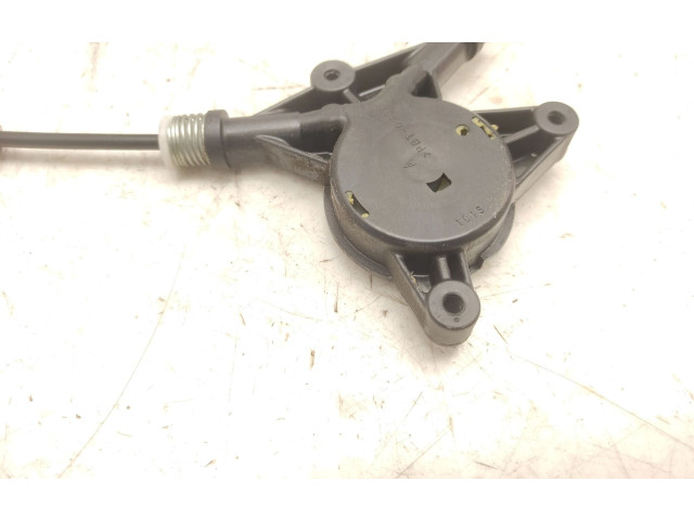 Ручка стеклоочистителей Mazda 5