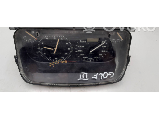 Панель приборов 87001262 Volkswagen Golf III