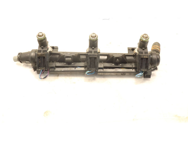 Vstřikovací lišta    Seat Ibiza IV (6J,6P)    CGPA 