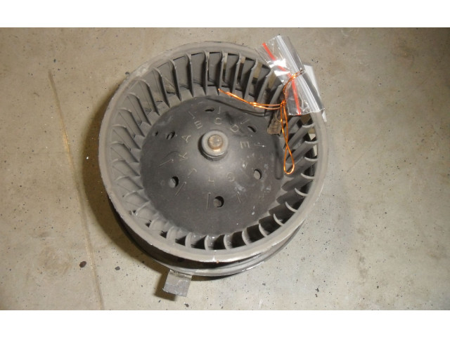 Вентилятор печки Volkswagen Jetta II