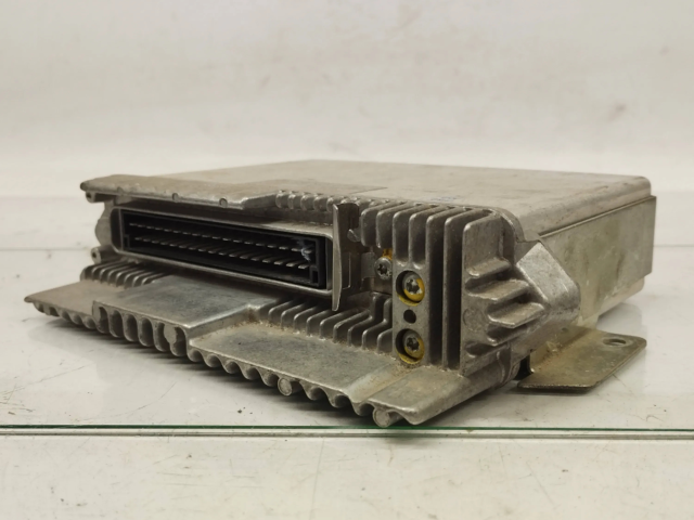 Řídící jednotka 1265450732 Mercedes-Benz S W126 1989