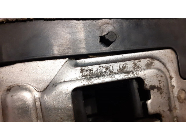 Задний замок