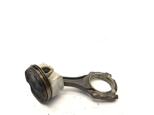 Píst 7647339 BMW 7 F01 F02 F03 F04 pro benzínový motor 4.4 N63 B44 B