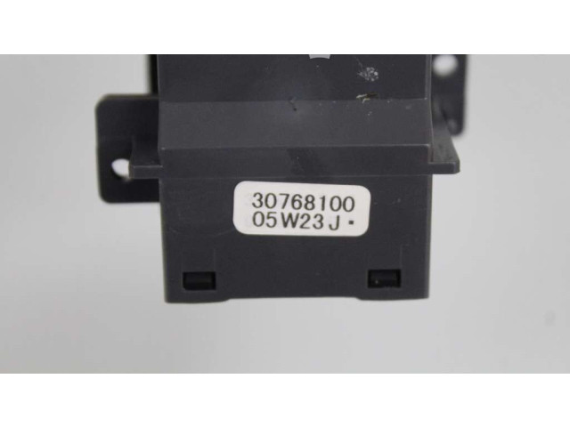 Ручка стеклоочистителей 31268569   Volvo V70